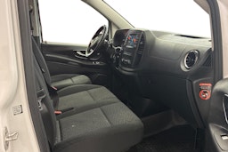 valkoinen Mercedes-Benz Vito 2021 kuva 11.