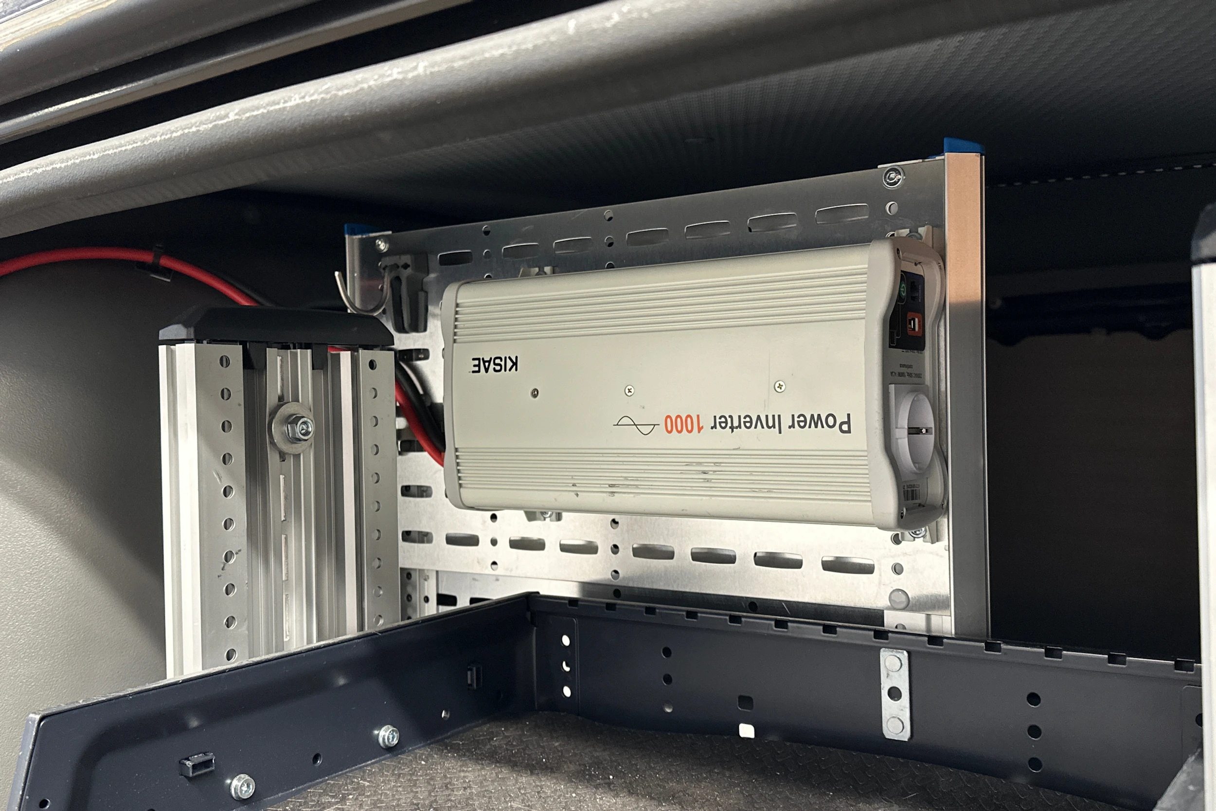 sininen Mercedes-Benz Vito 2021 kuva 5.