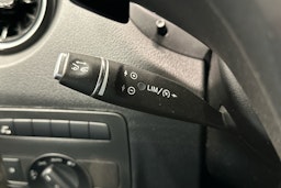 valkoinen Mercedes-Benz Vito 2021 kuva 11.