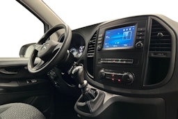valkoinen Mercedes-Benz Vito 2021 kuva 7.