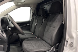 valkoinen Mercedes-Benz Vito 2021 kuva 8.