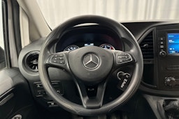 valkoinen Mercedes-Benz Vito 2021 kuva 10.
