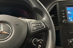 valkoinen Mercedes-Benz Vito 2021 kuva 12.