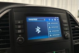 valkoinen Mercedes-Benz Vito 2021 kuva 18.