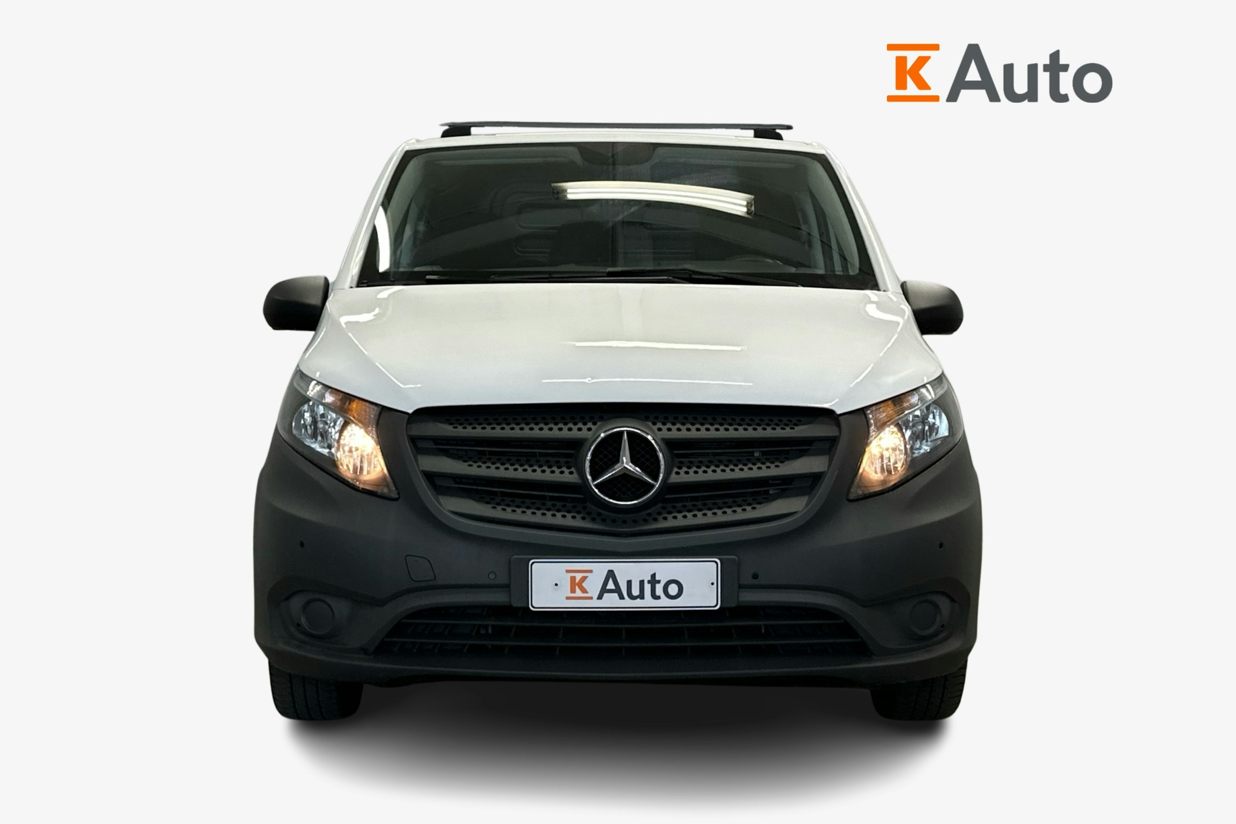 valkoinen Mercedes-Benz Vito 2021 kuva 4.