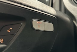 valkoinen Mercedes-Benz Vito 2021 kuva 17.