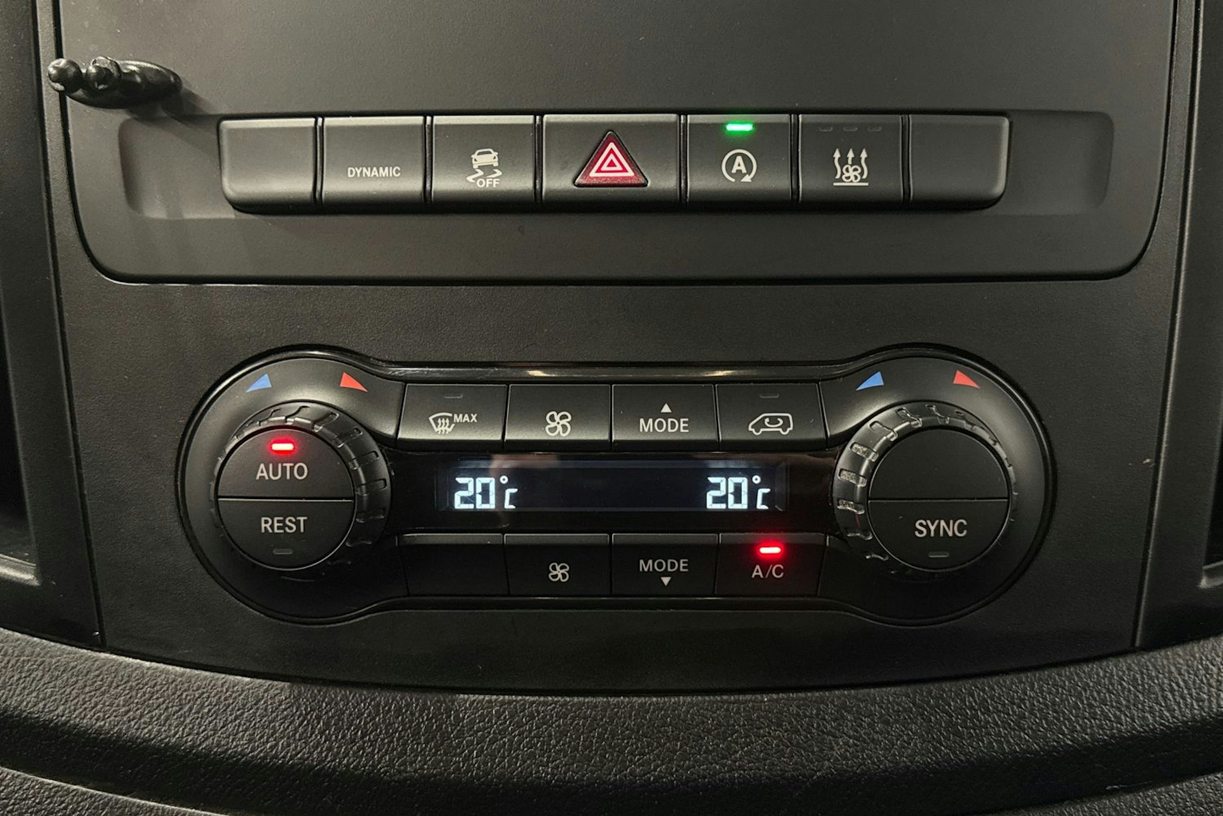 hopea Mercedes-Benz Vito 2021 kuva 21.