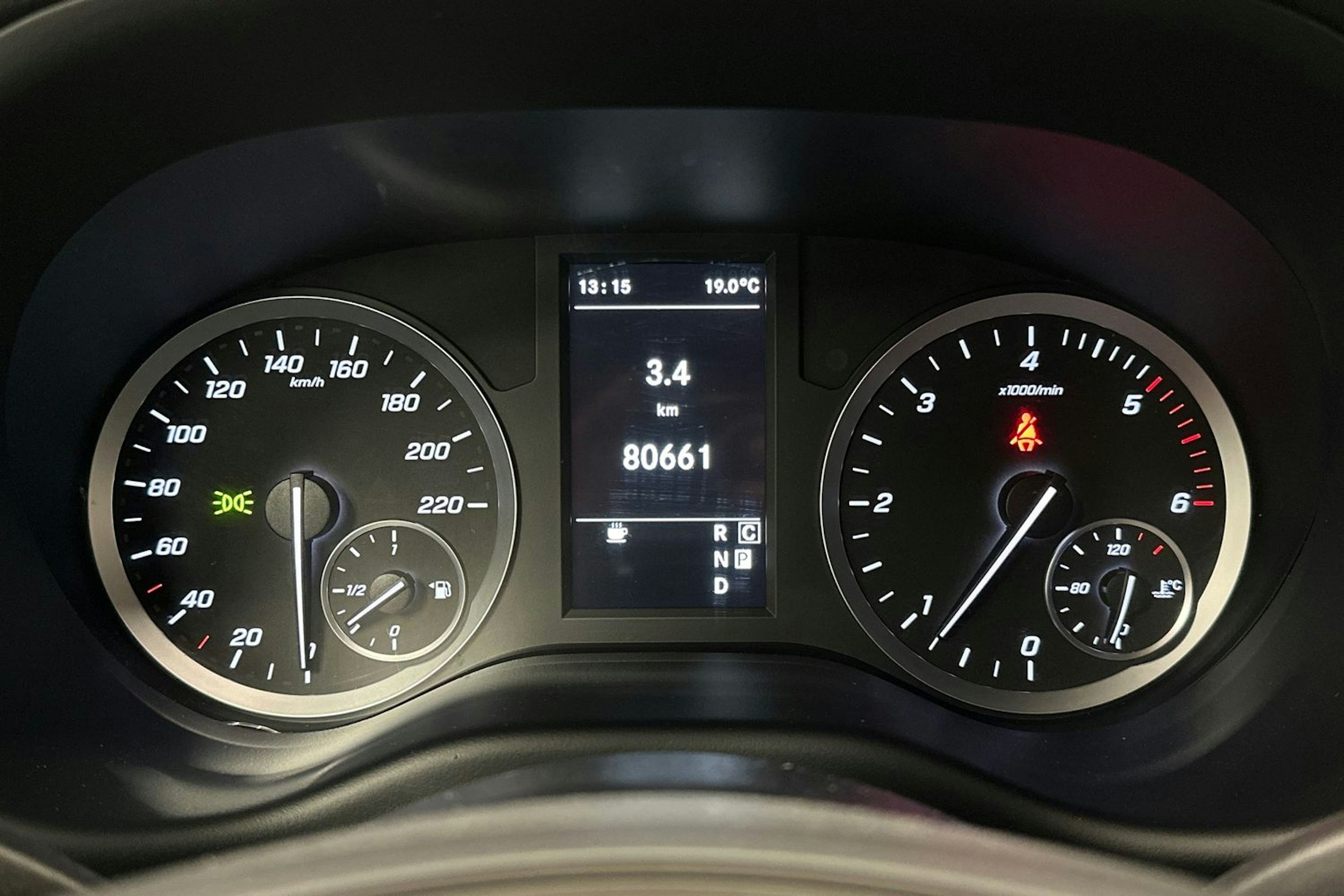 hopea Mercedes-Benz Vito 2021 kuva 16.