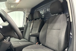 valkoinen Mercedes-Benz Vito 2021 kuva 7.