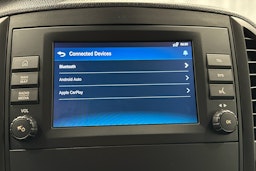 valkoinen Mercedes-Benz Vito 2021 kuva 16.