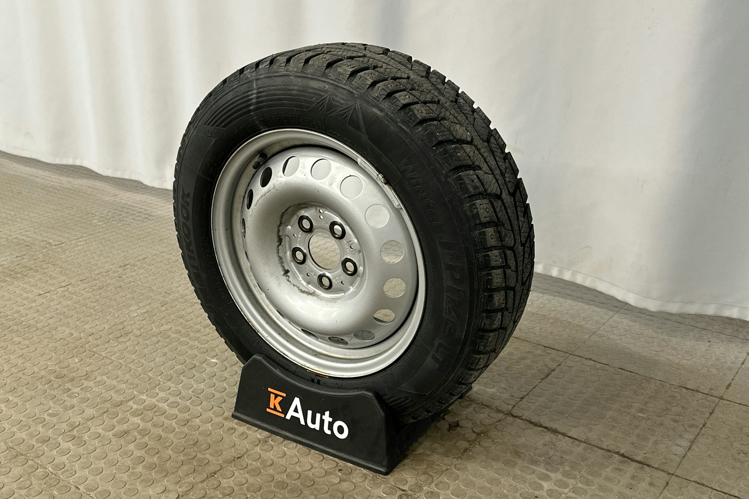 valkoinen Mercedes-Benz Vito 2021 kuva 24.
