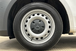 valkoinen Mercedes-Benz Vito 2021 kuva 25.