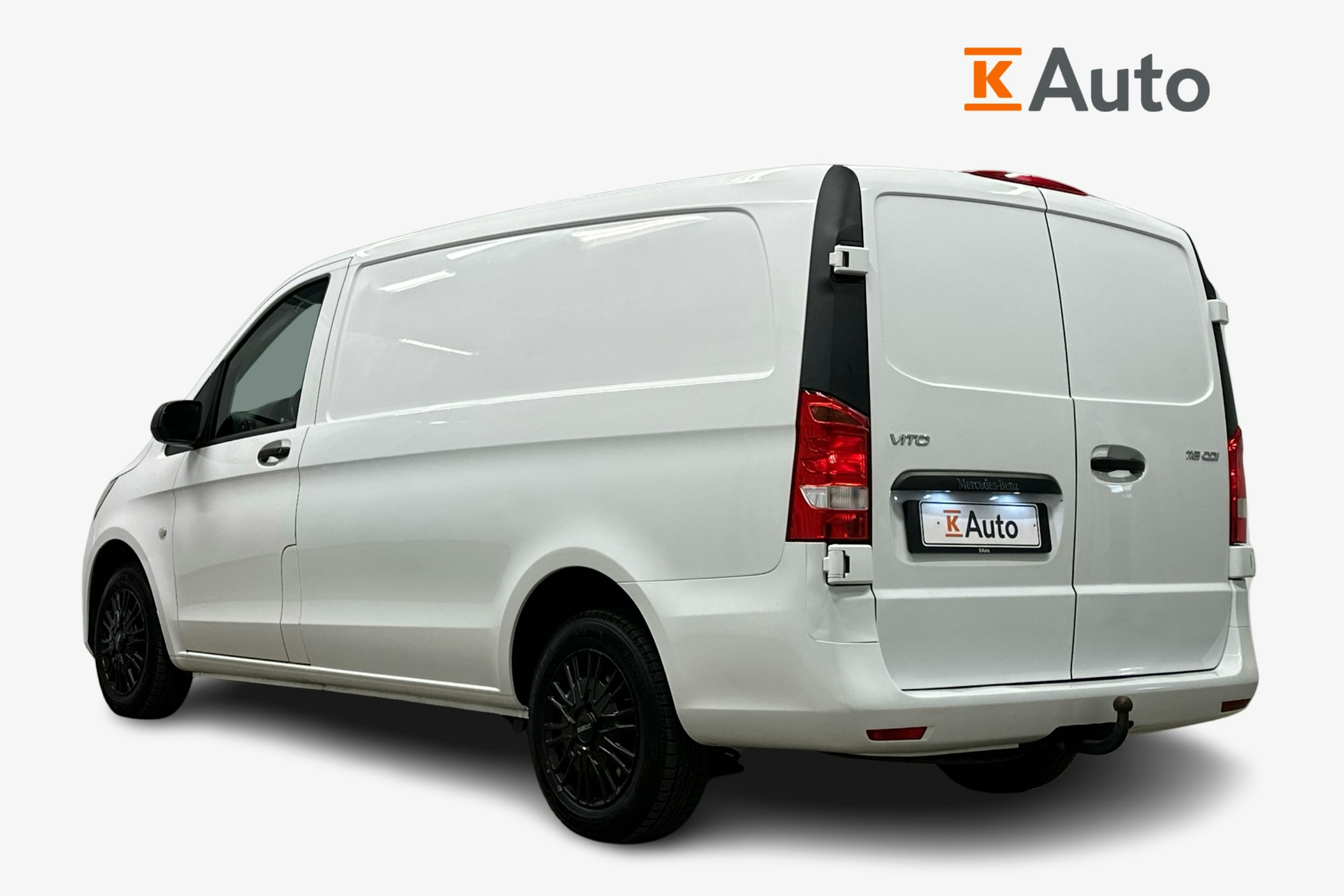 valkoinen Mercedes-Benz Vito 2021 kuva 2.