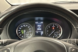 valkoinen Mercedes-Benz Vito 2021 kuva 14.