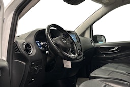 valkoinen Mercedes-Benz Vito 2021 kuva 3.