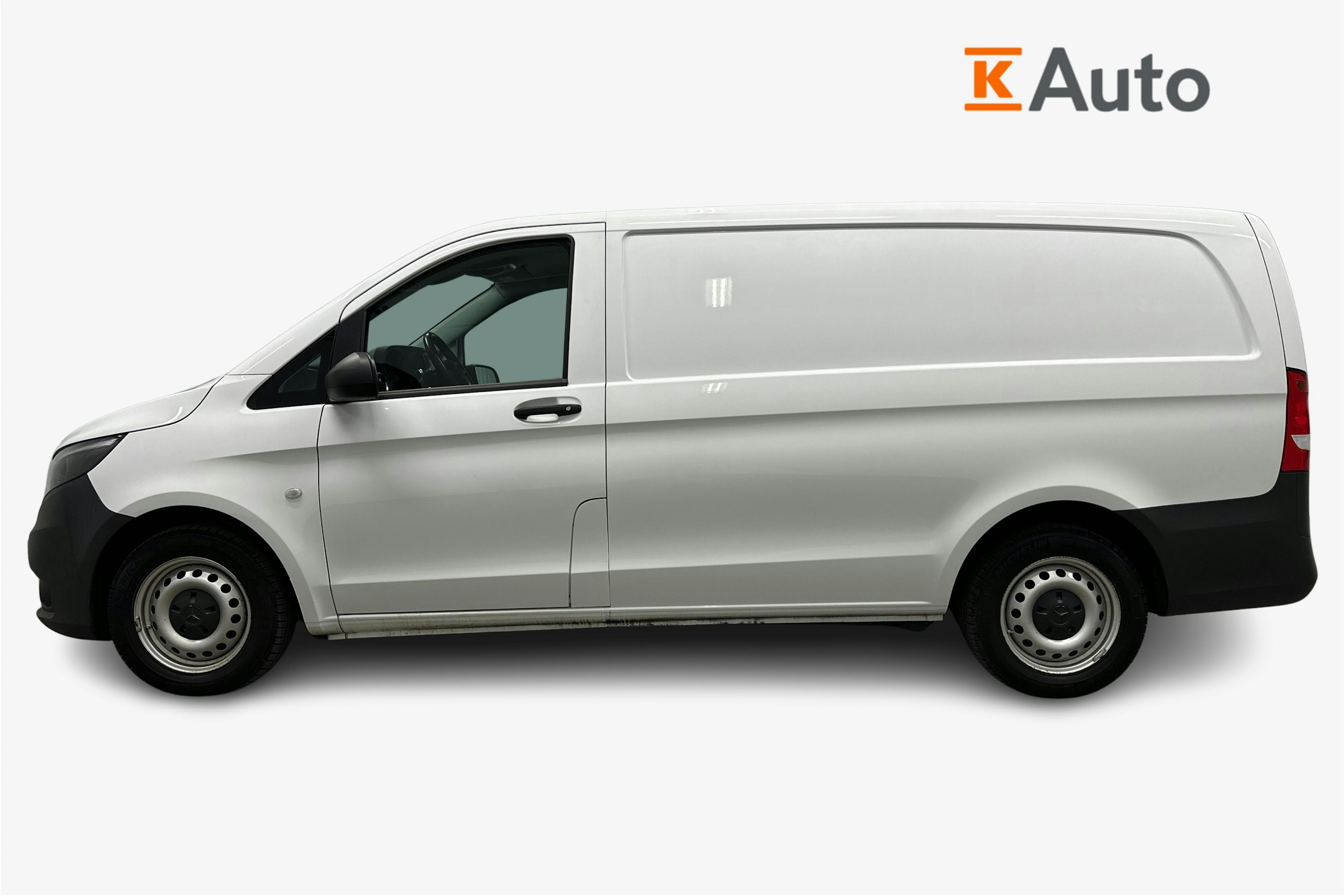 valkoinen Mercedes-Benz Vito 2021 kuva 5.