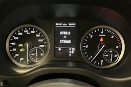 valkoinen Mercedes-Benz Vito 2021 kuva 19.