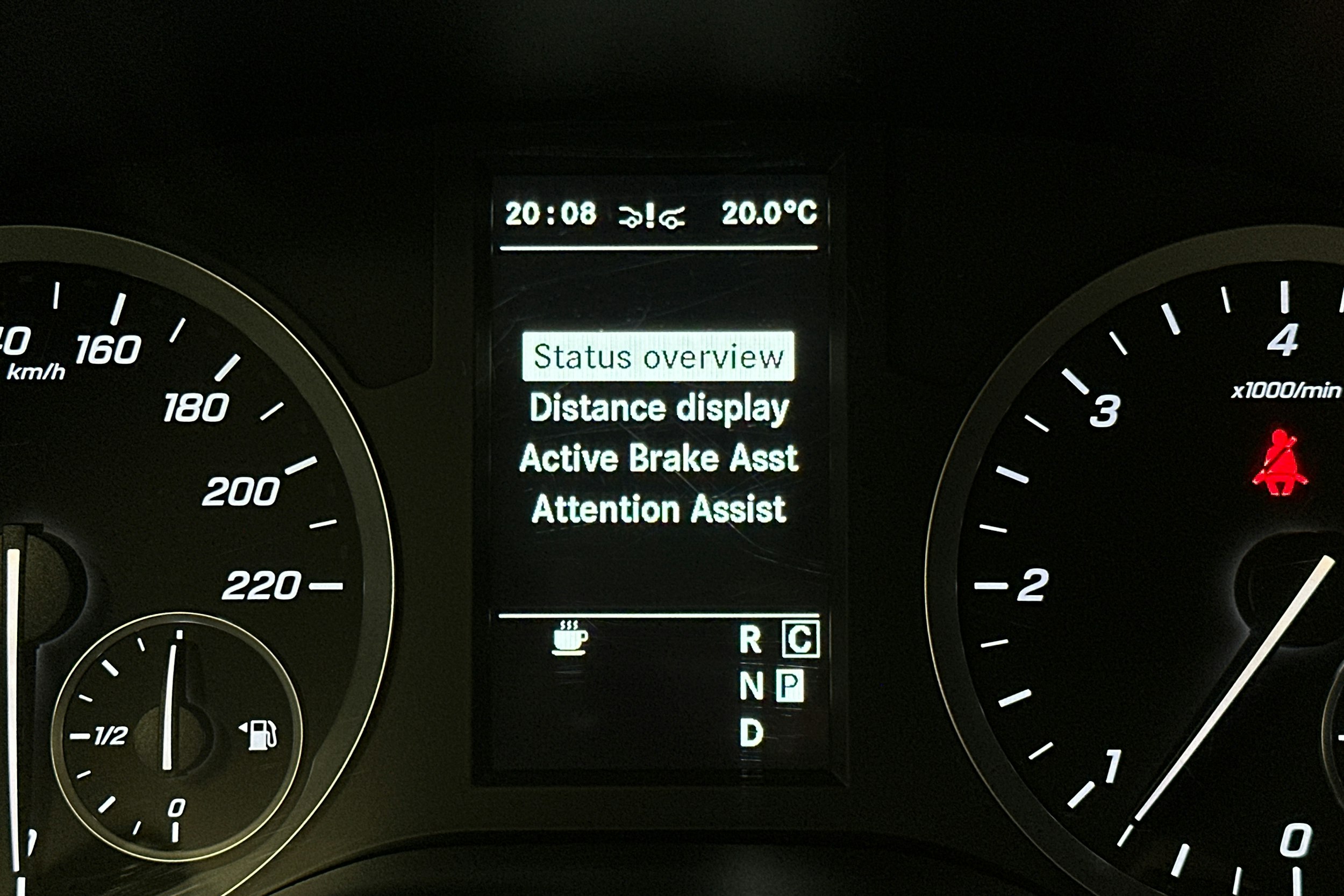 valkoinen Mercedes-Benz Vito 2021 kuva 21.