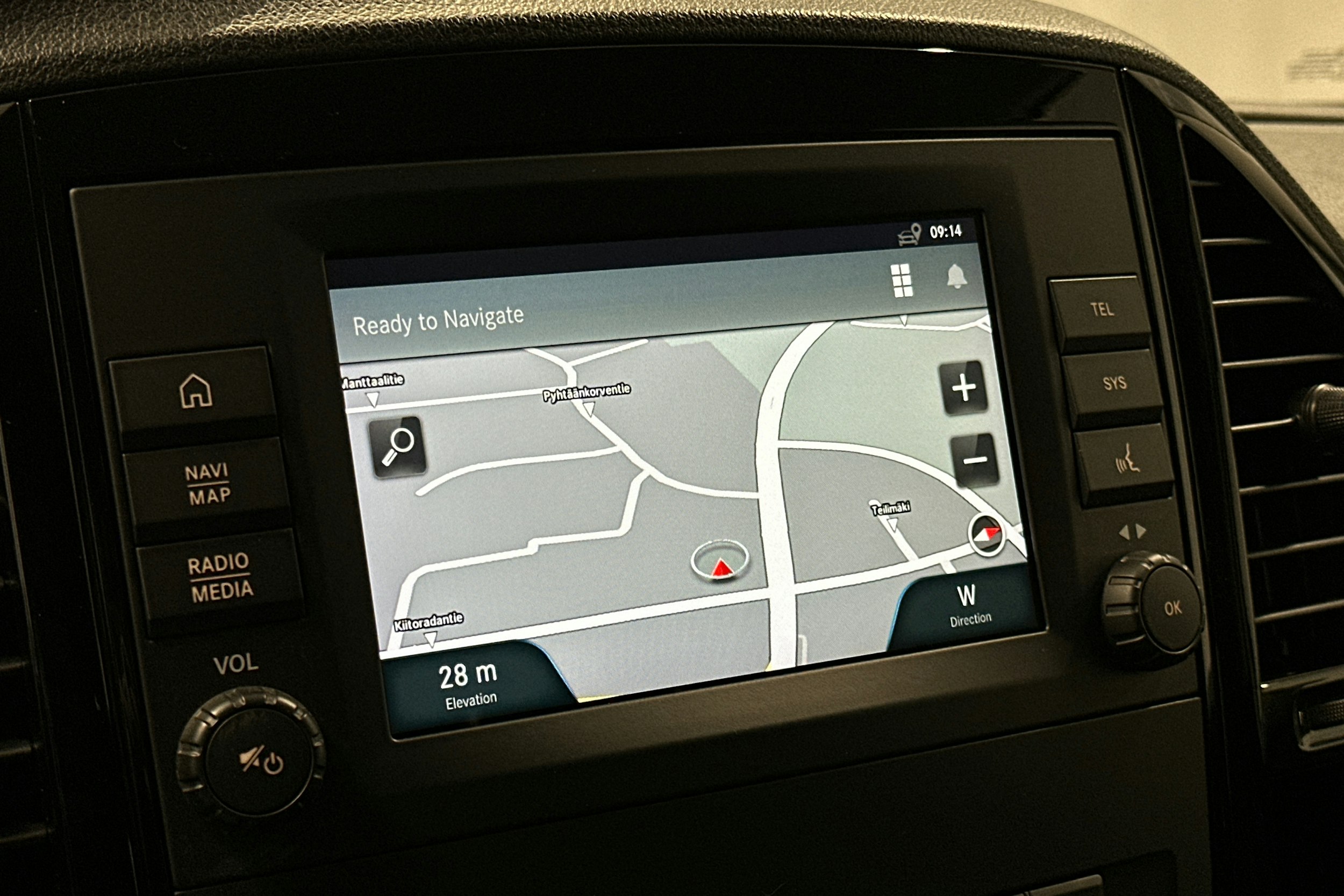 valkoinen Mercedes-Benz Vito 2021 kuva 23.