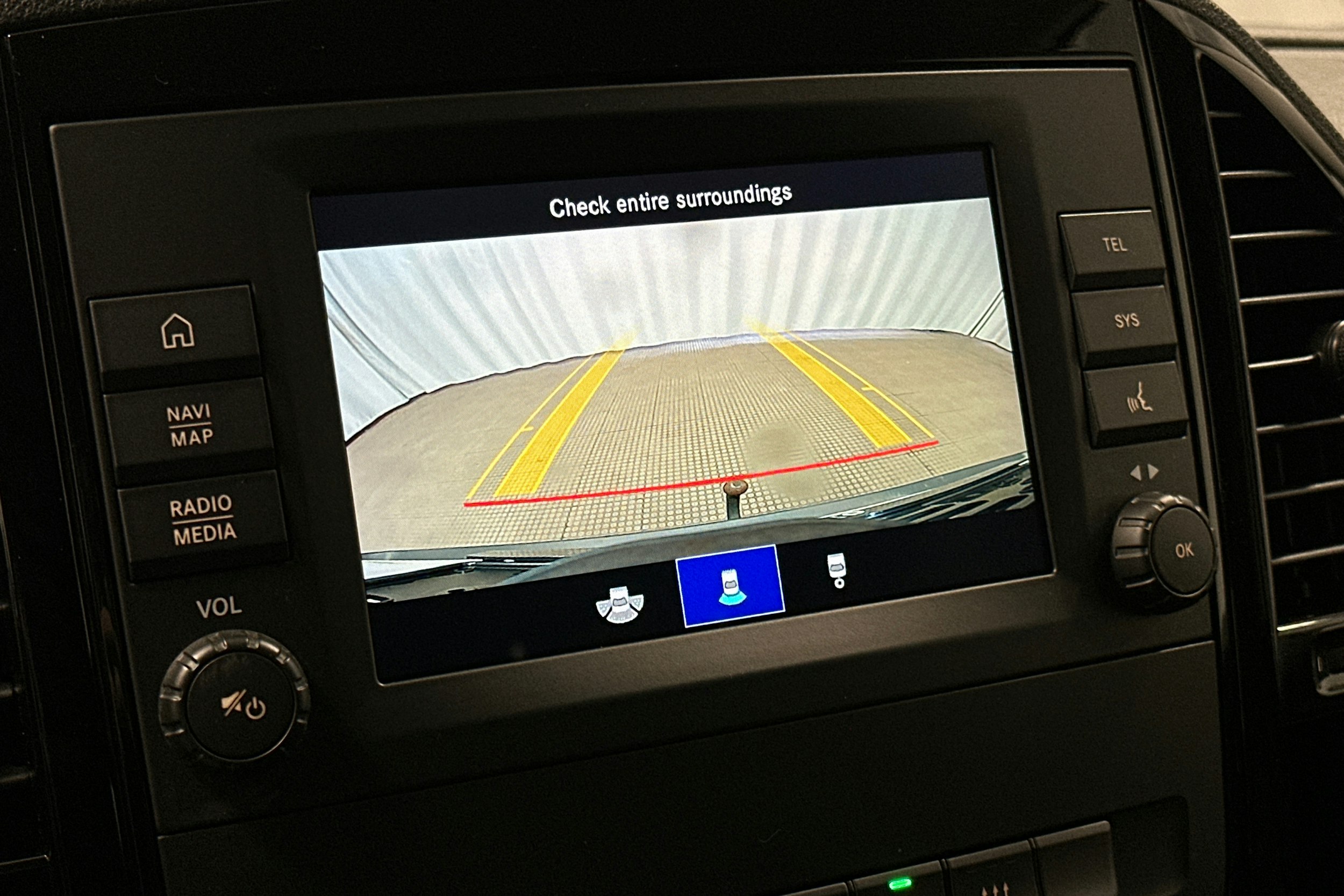 valkoinen Mercedes-Benz Vito 2021 kuva 25.