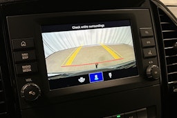valkoinen Mercedes-Benz Vito 2021 kuva 25.