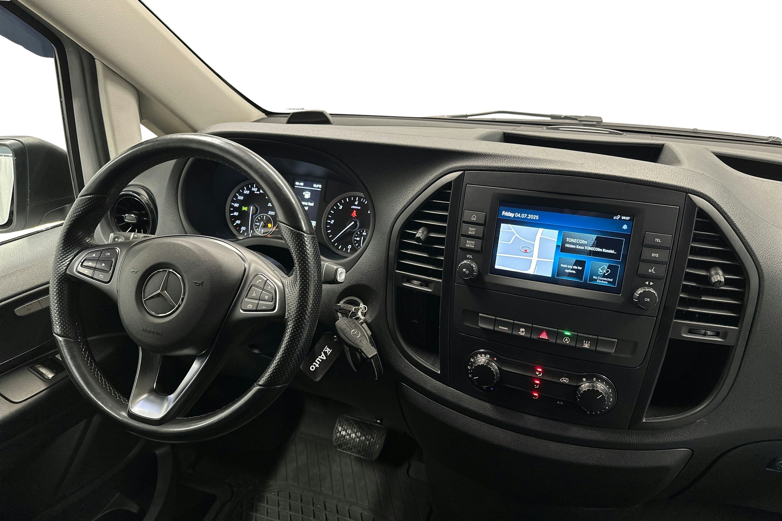 valkoinen Mercedes-Benz Vito 2021 kuva 7.