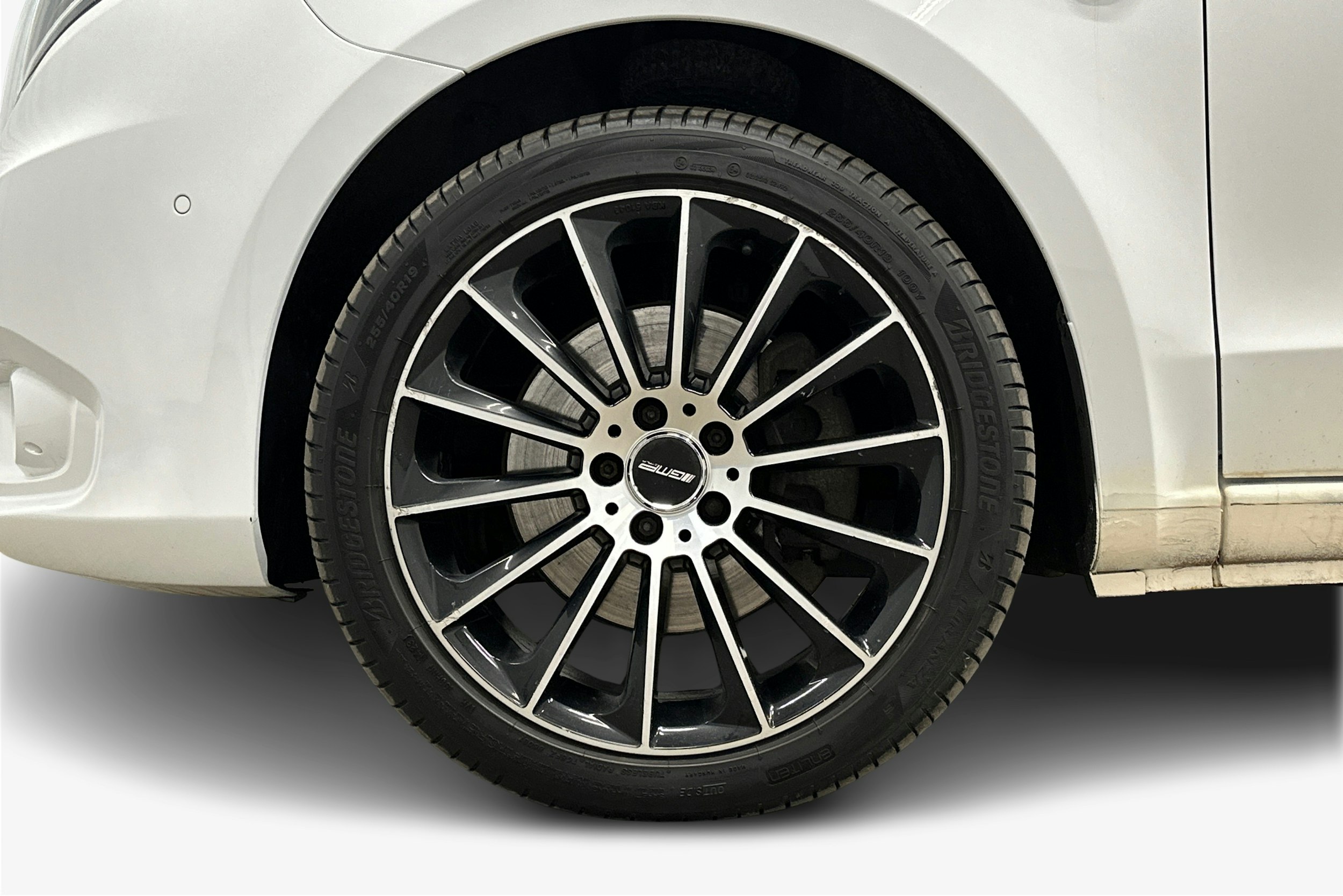 valkoinen Mercedes-Benz Vito 2021 kuva 8.
