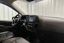 valkoinen Mercedes-Benz Vito 2021 kuva 13.
