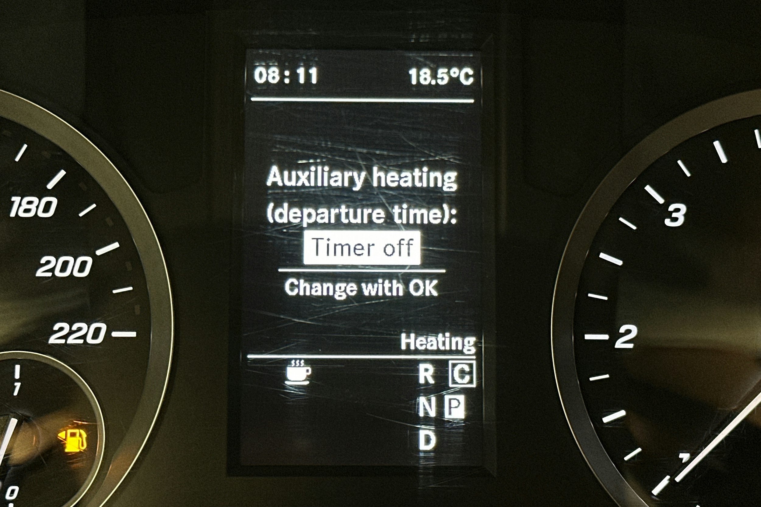 valkoinen Mercedes-Benz Vito 2021 kuva 26.