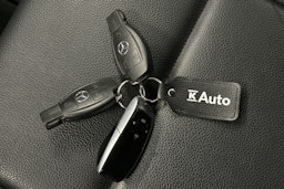 valkoinen Mercedes-Benz Vito 2021 kuva 27.
