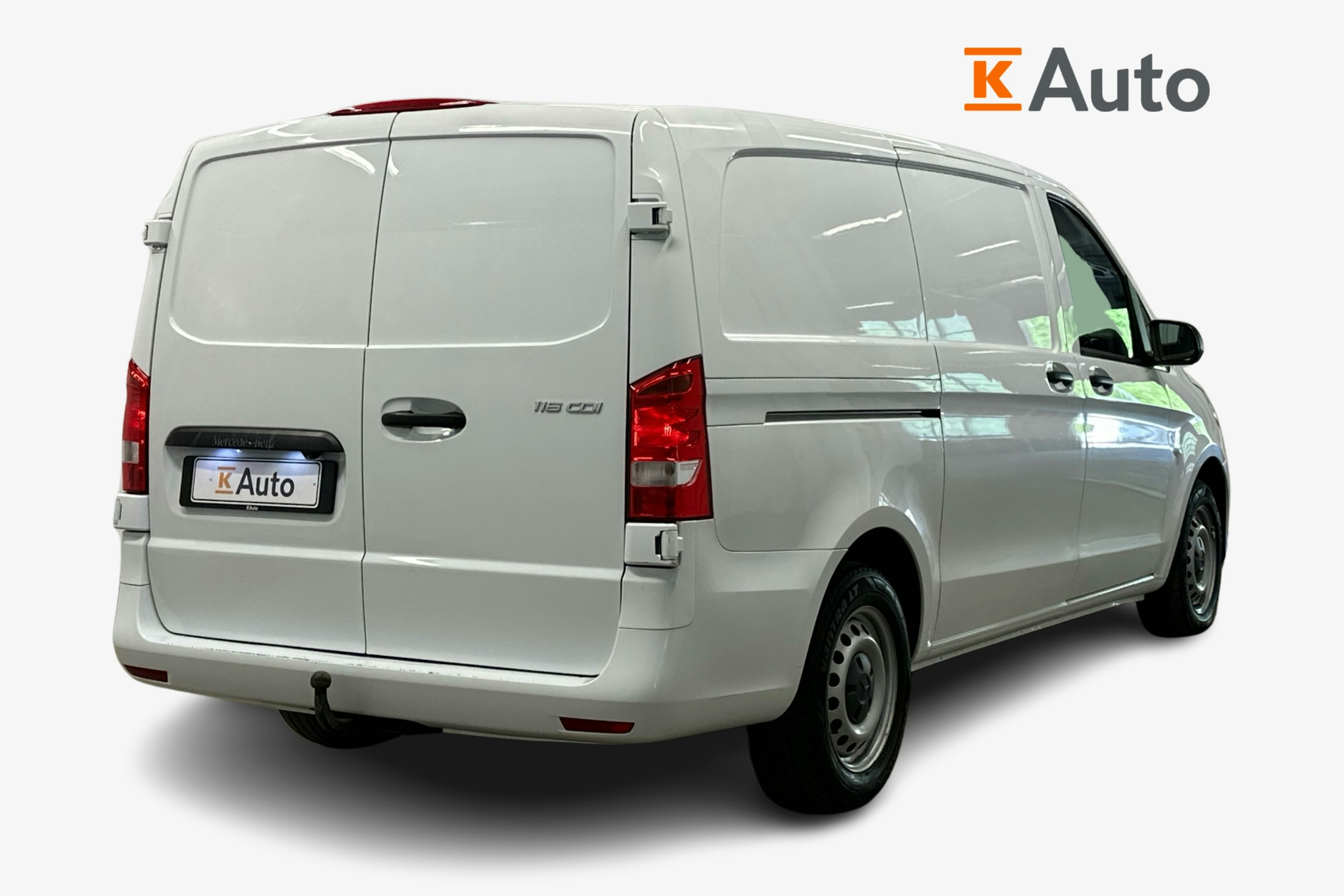 valkoinen Mercedes-Benz Vito 2021 kuva 2.