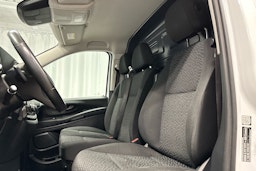 valkoinen Mercedes-Benz Vito 2021 kuva 8.
