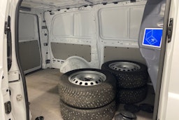 valkoinen Mercedes-Benz Vito 2021 kuva 25.