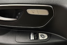 valkoinen Mercedes-Benz Vito 2021 kuva 13.