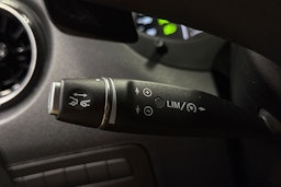 valkoinen Mercedes-Benz Vito 2021 kuva 18.