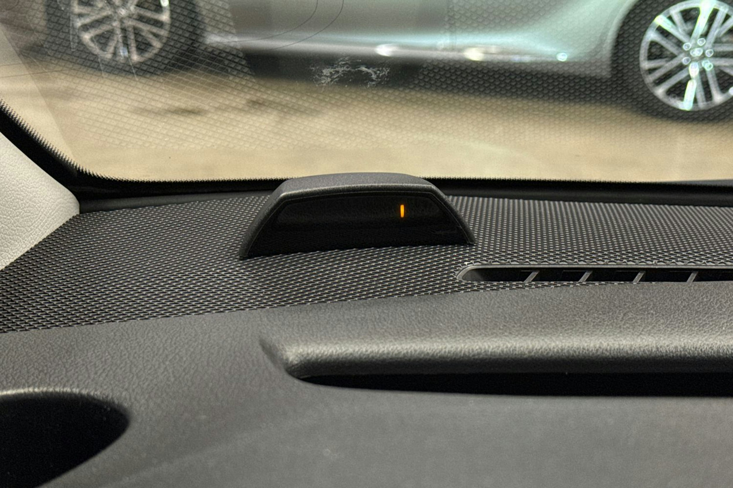 valkoinen Mercedes-Benz Vito 2021 kuva 32.