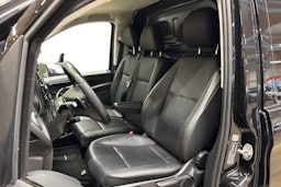 musta Mercedes-Benz Vito 2021 kuva 6.