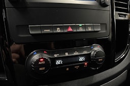 musta Mercedes-Benz Vito 2021 kuva 22.