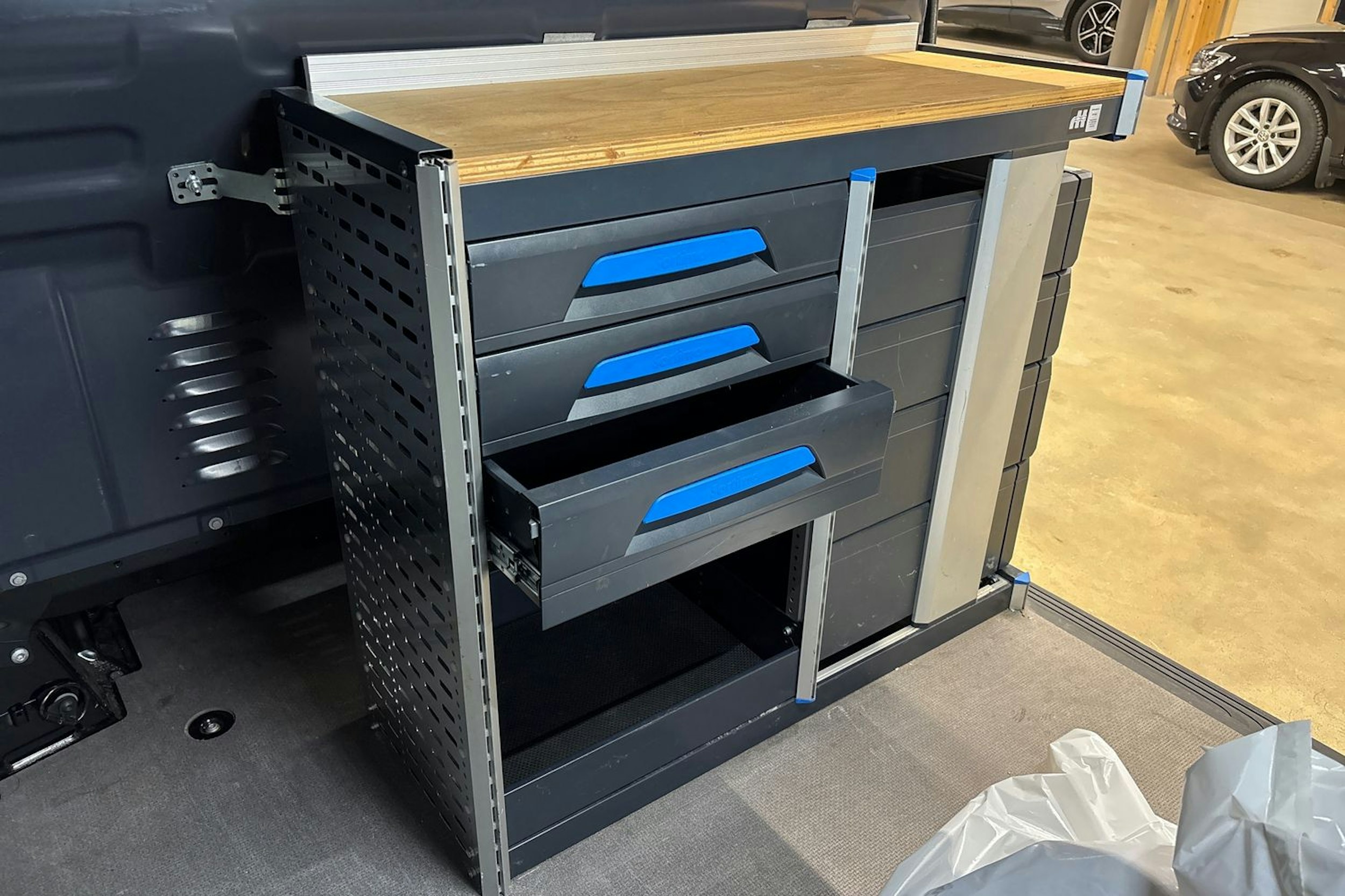 musta Mercedes-Benz Vito 2021 kuva 26.