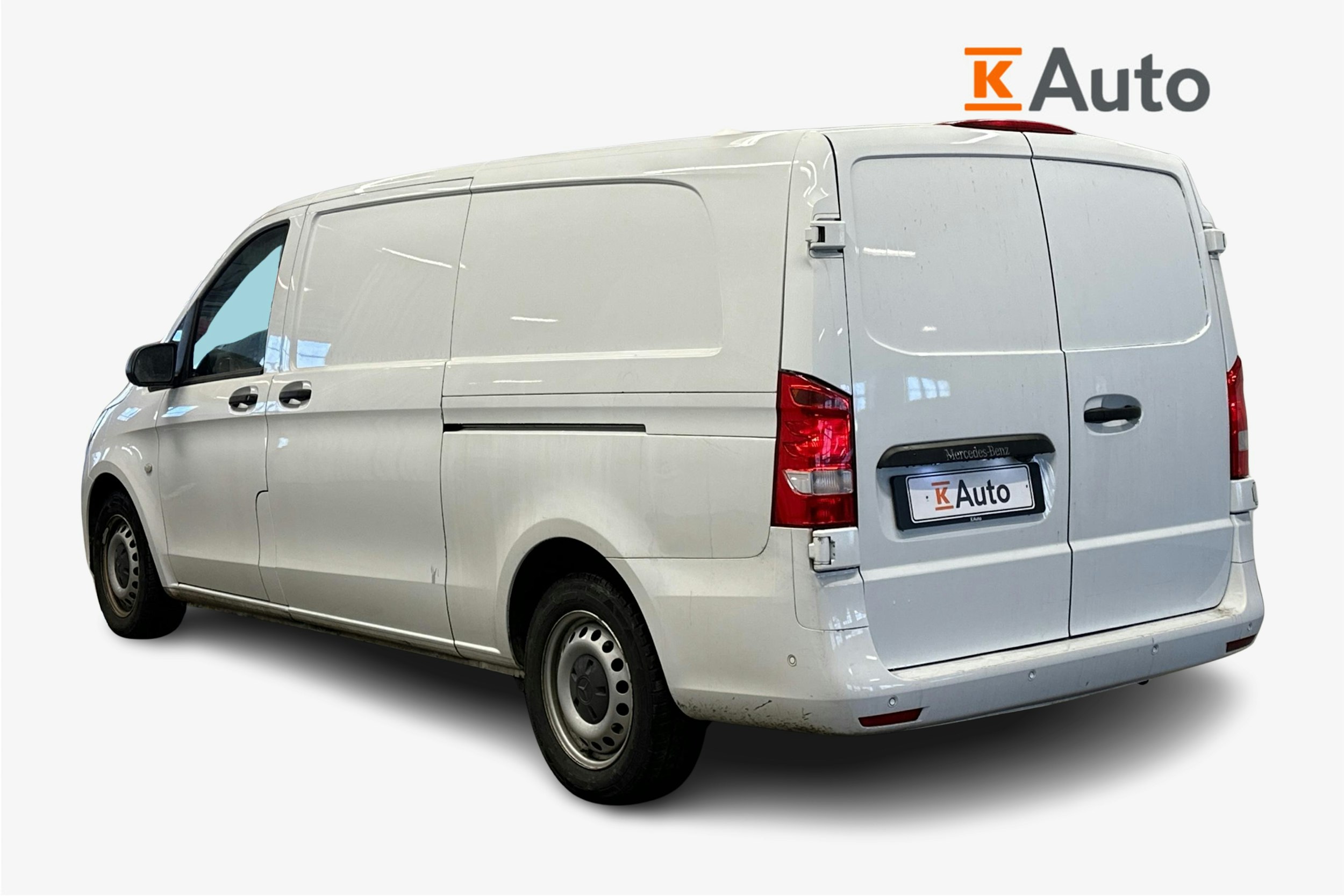 valkoinen Mercedes-Benz Vito 2021 kuva 2.