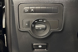 musta Mercedes-Benz Vito 2021 kuva 23.