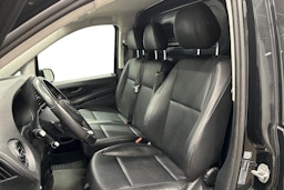 musta Mercedes-Benz Vito 2021 kuva 8.