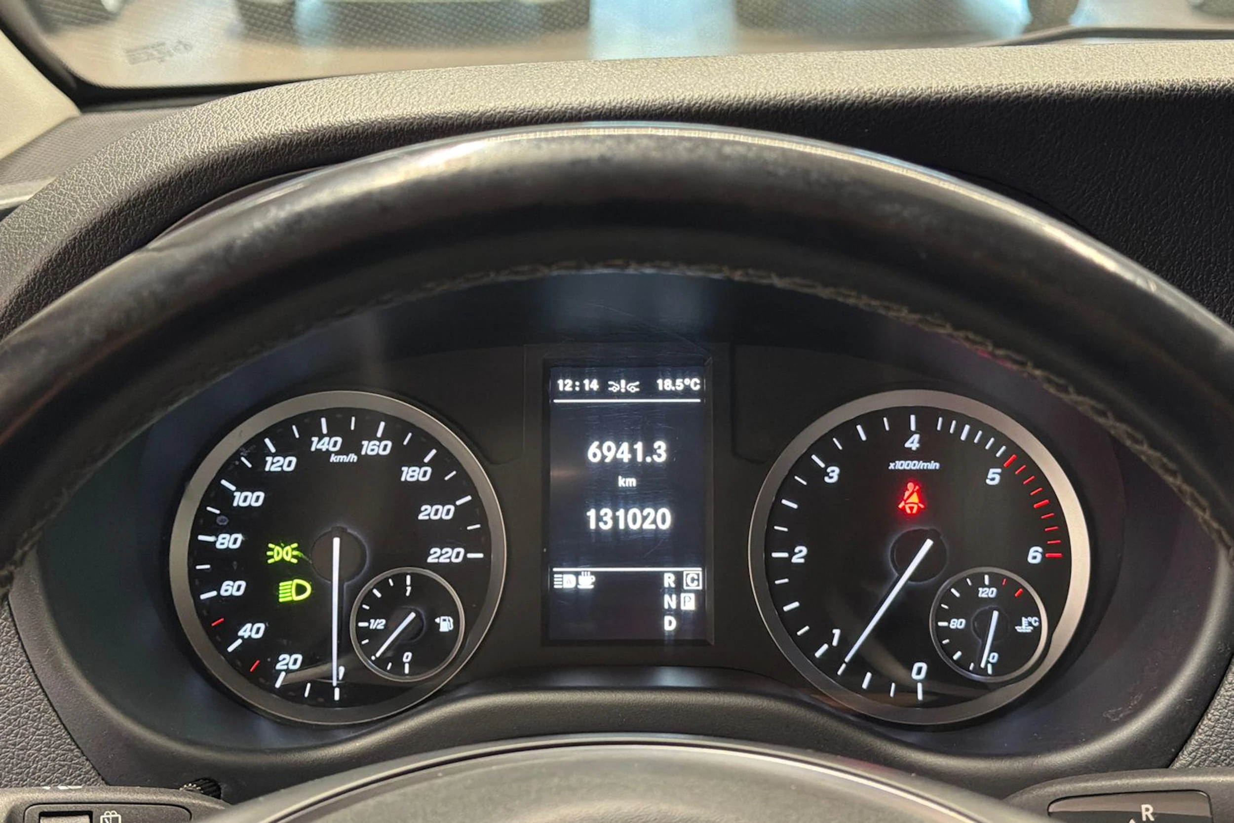 Harmaa Mercedes-Benz VITO 2021 kuva 20.