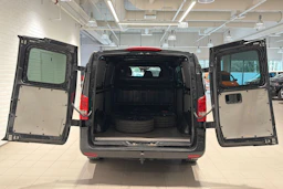 Harmaa Mercedes-Benz VITO 2021 kuva 28.
