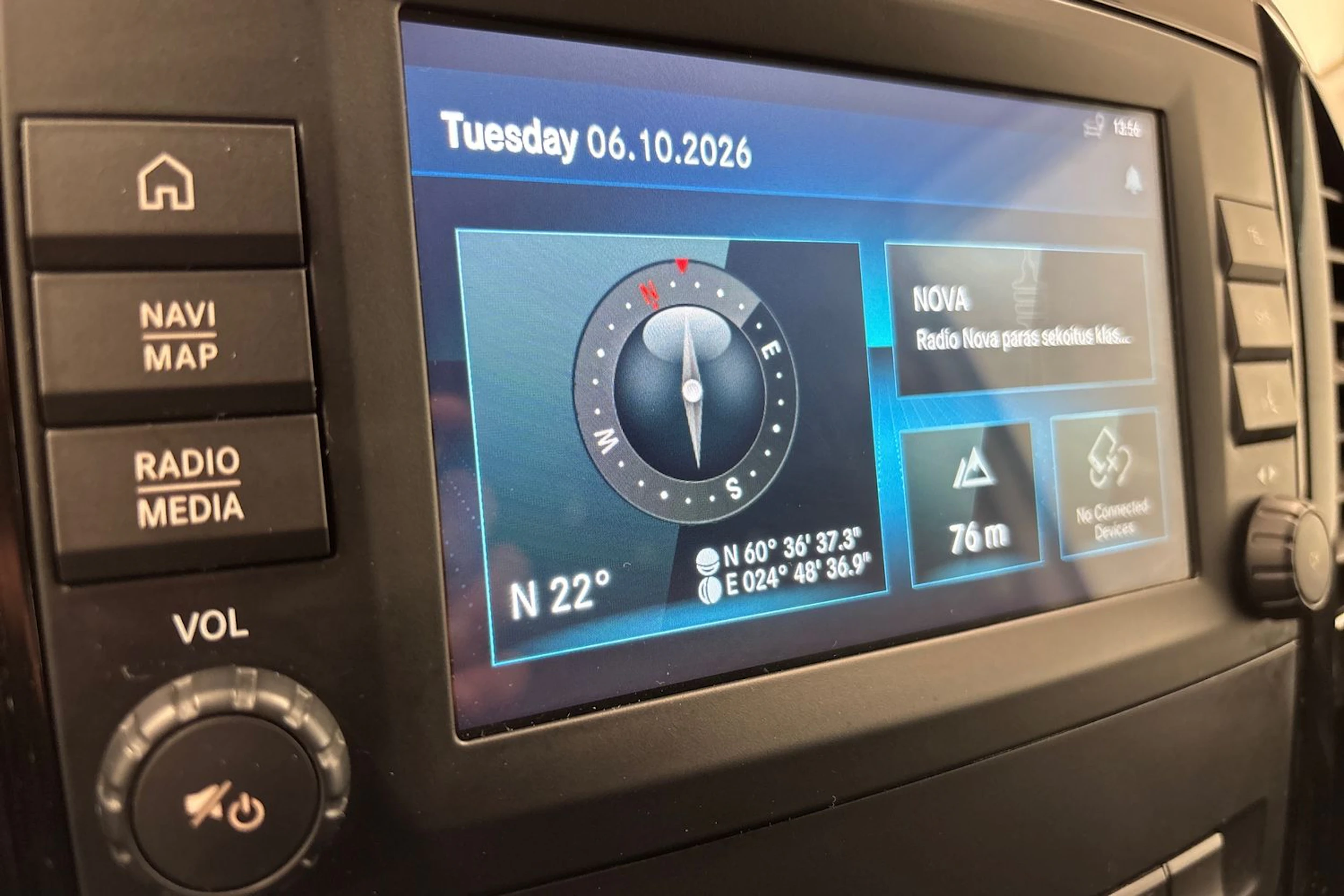 valkoinen Mercedes-Benz Vito 2021 kuva 15.