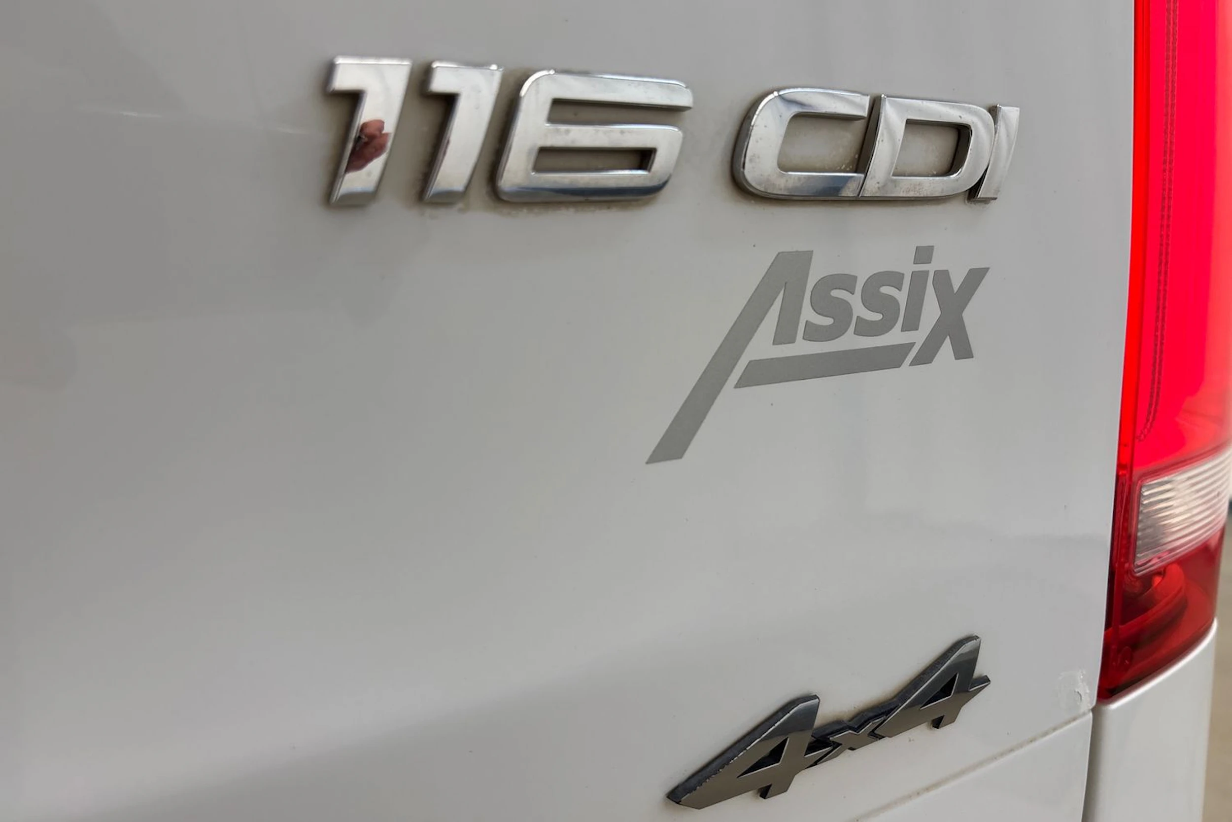 valkoinen Mercedes-Benz Vito 2021 kuva 25.