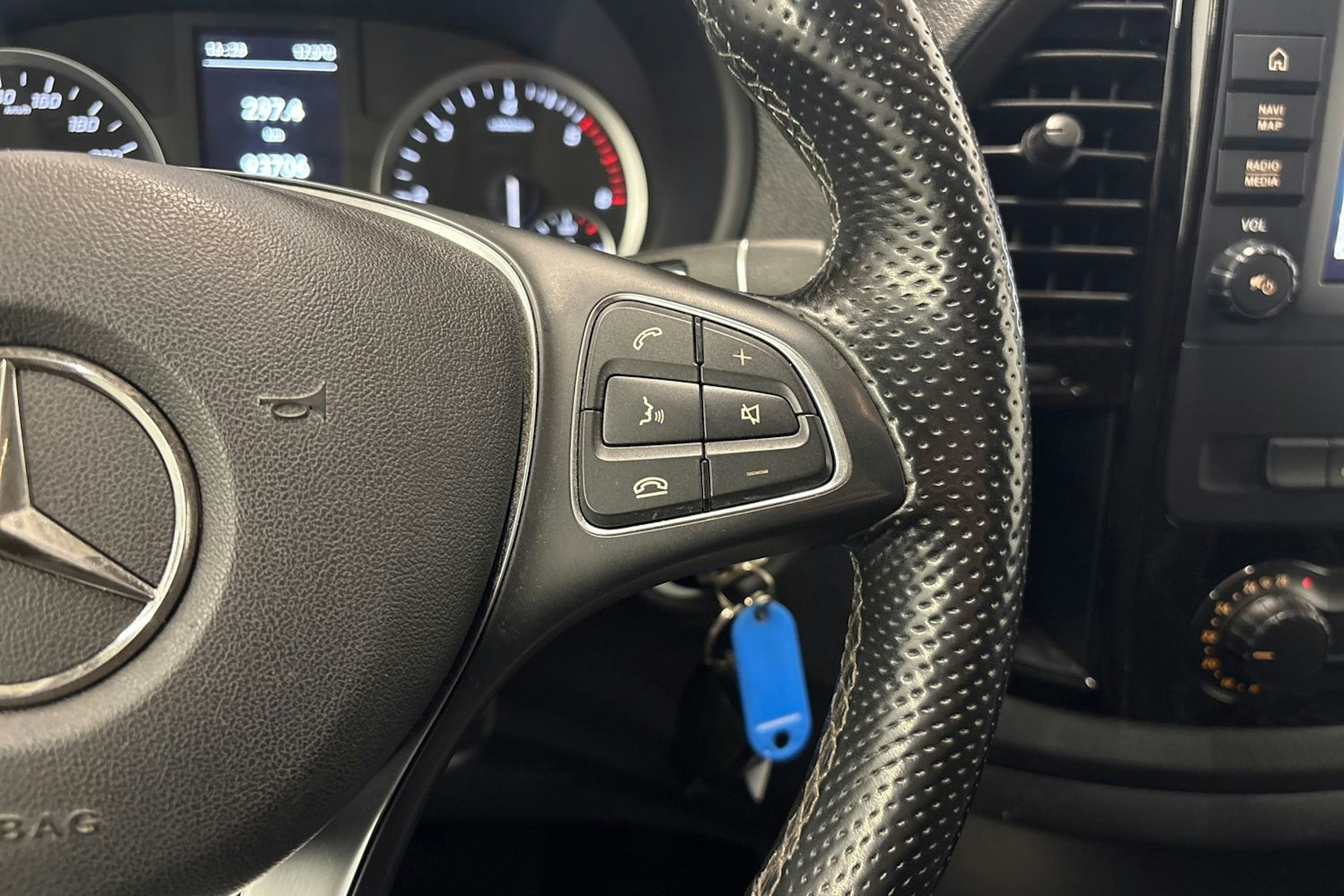 harmaa Mercedes-Benz Vito 2021 kuva 15.