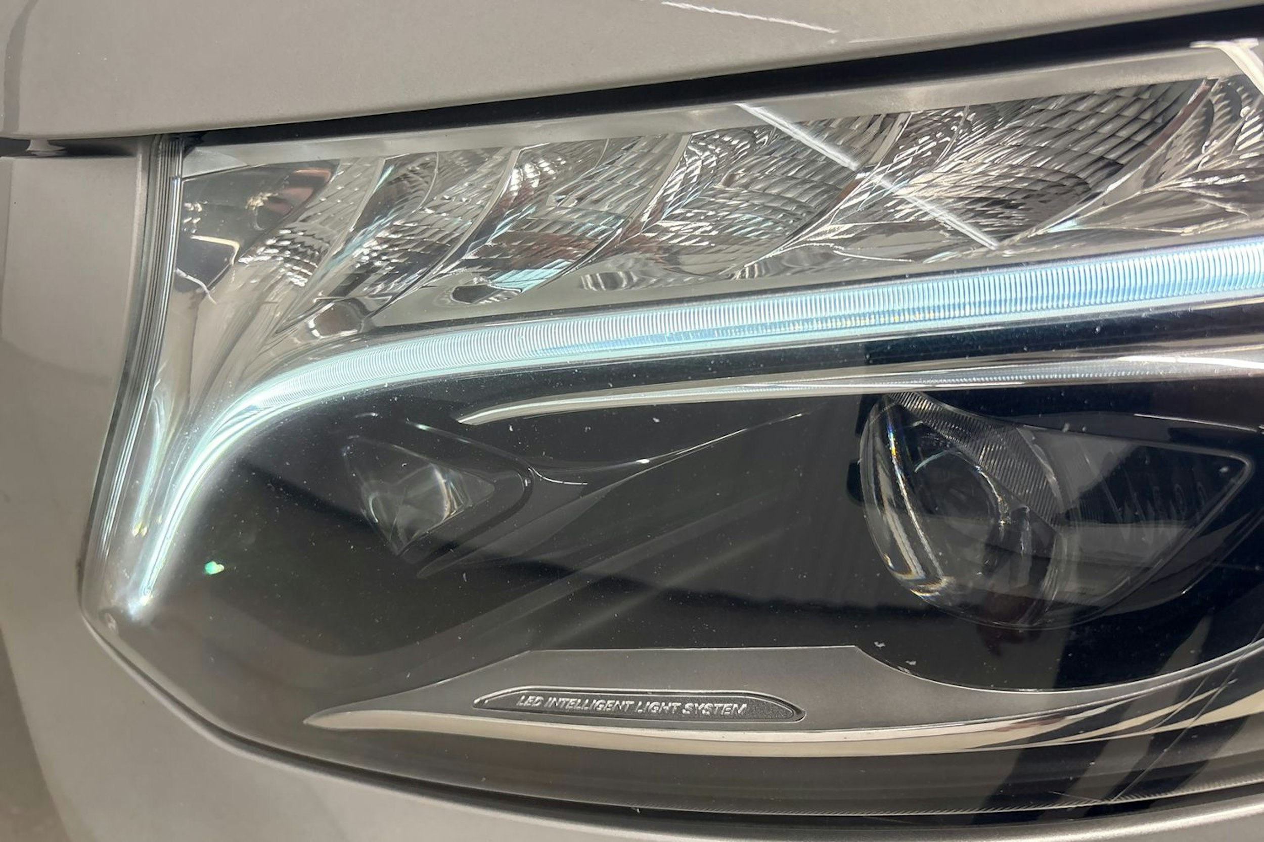 harmaa Mercedes-Benz Vito 2021 kuva 31.