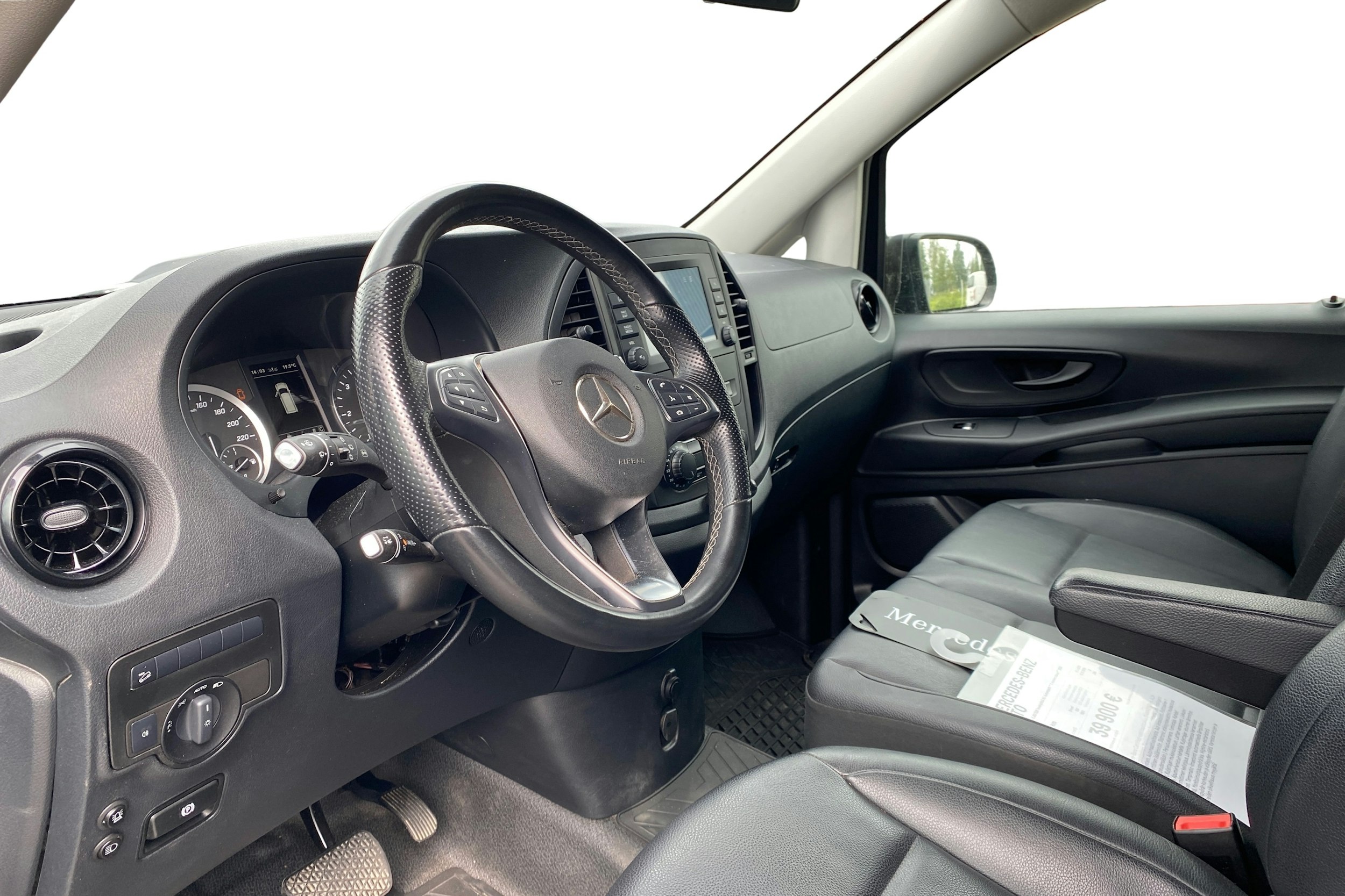 harmaa Mercedes-Benz Vito 2021 kuva 3.