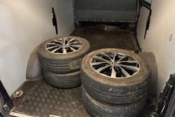 sininen Mercedes-Benz Vito 2021 kuva 5.